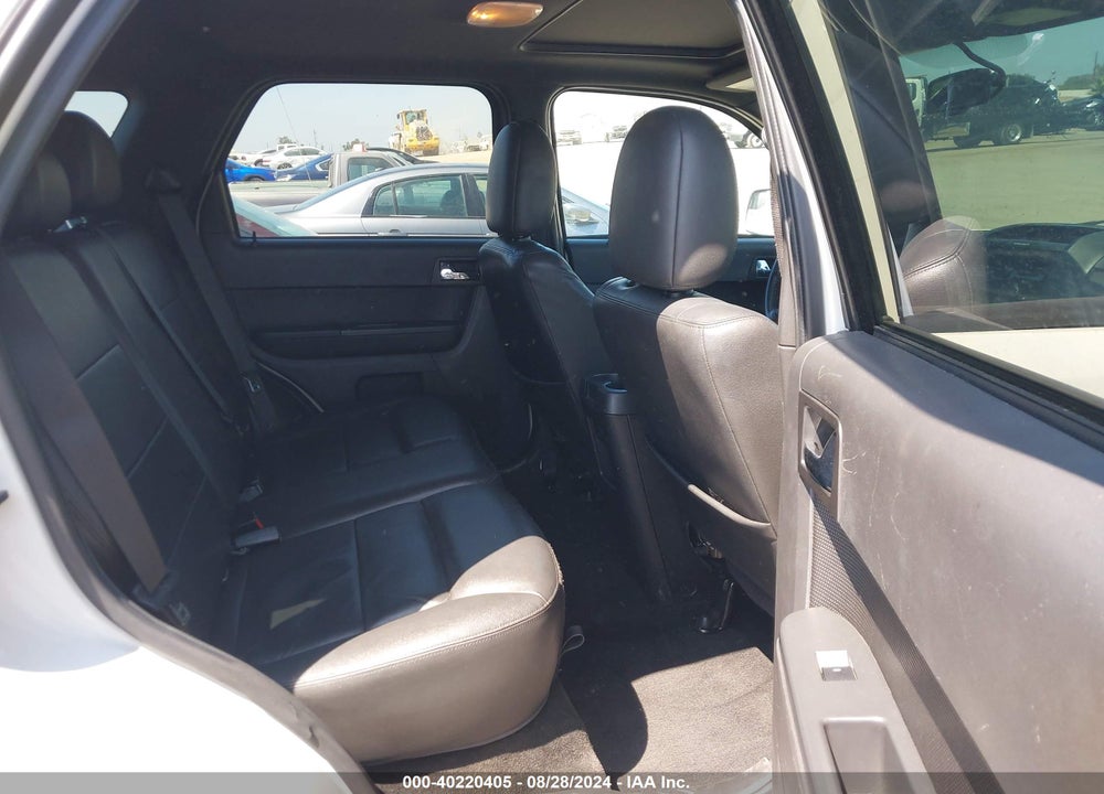 2010 FORD ESCAPE LIMITED VIN: 1FMCU0E77AKA32131