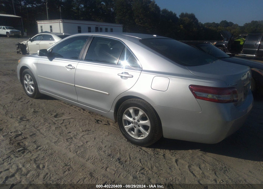2011 TOYOTA CAMRY LE VIN: 4T1BF3EK5BU136490