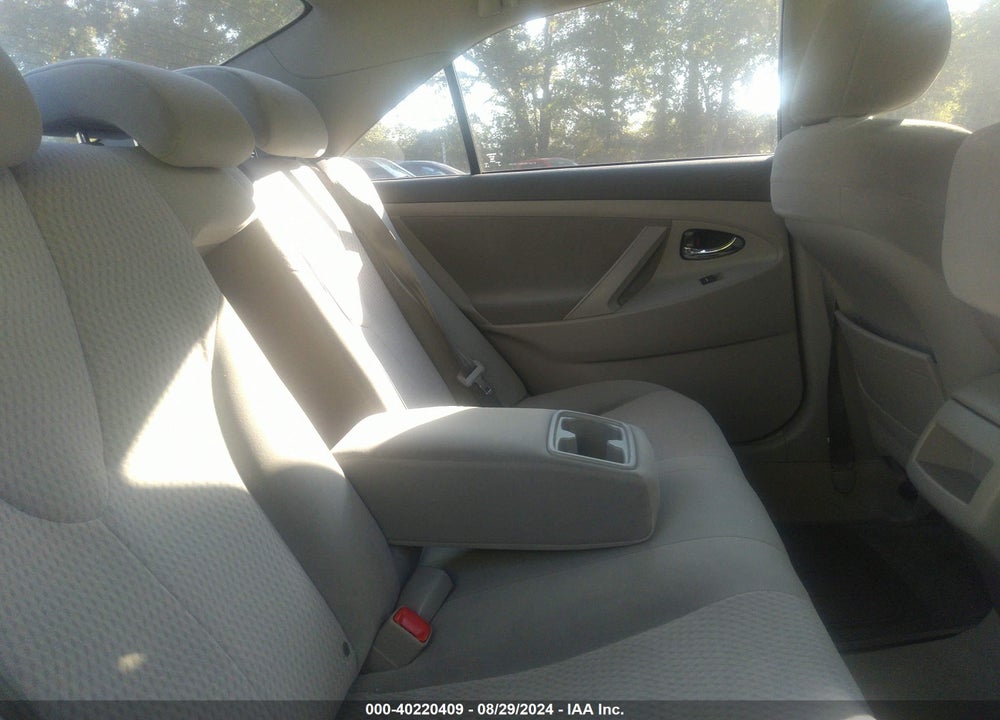 2011 TOYOTA CAMRY LE VIN: 4T1BF3EK5BU136490