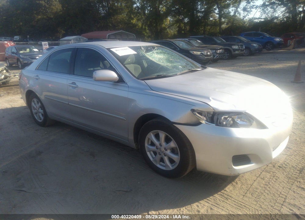 2011 TOYOTA CAMRY LE VIN: 4T1BF3EK5BU136490
