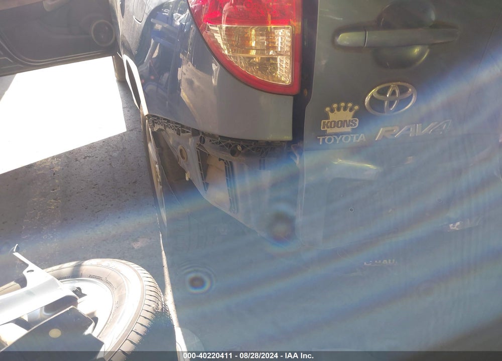 2007 TOYOTA RAV4 BASE V6 VIN: JTMBK33VX75021219
