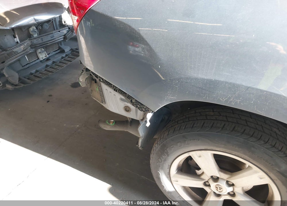 2007 TOYOTA RAV4 BASE V6 VIN: JTMBK33VX75021219