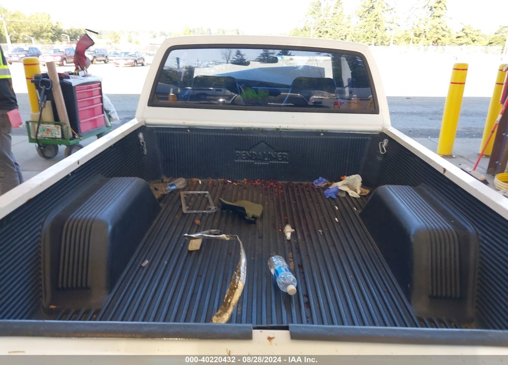 1987 CHEVROLET S TRUCK S10 VIN: 1GCCS14R8H2171410