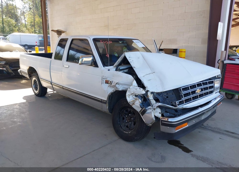 1987 CHEVROLET S TRUCK S10 VIN: 1GCCS14R8H2171410