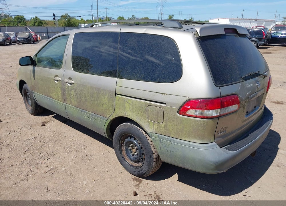 2001 TOYOTA SIENNA VIN: 4T3ZF13C31U390137