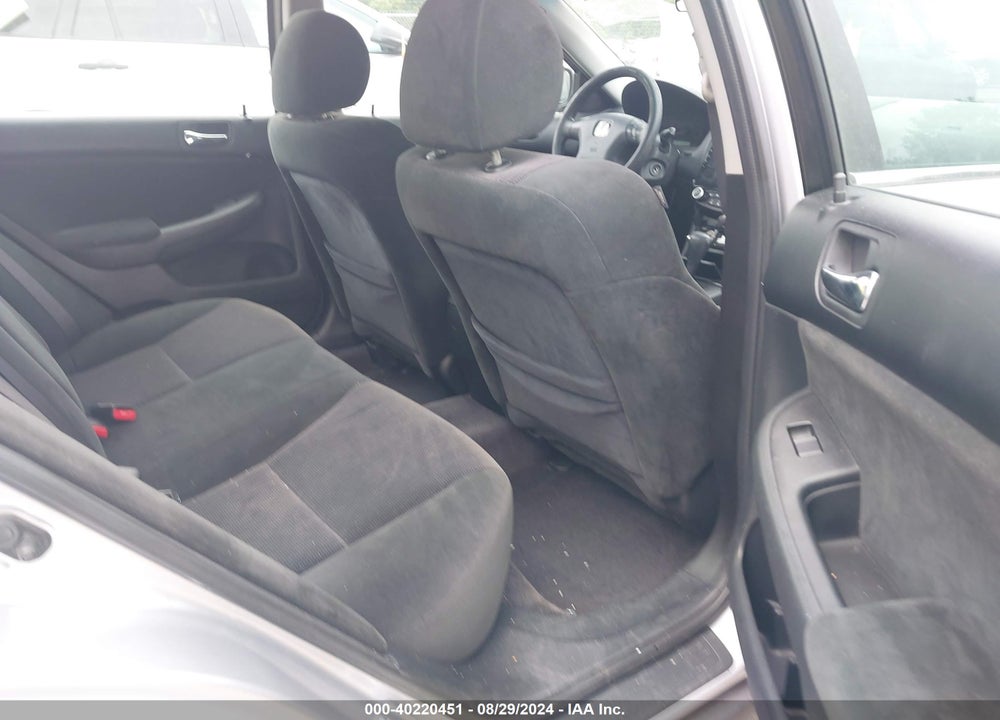 2005 HONDA ACCORD 2.4 LX VIN: 1HGCM56475A075757