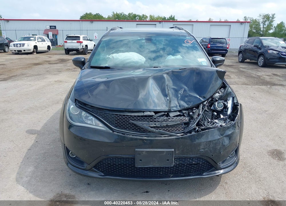 2018 CHRYSLER PACIFICA TOURING L PLUS VIN: 2C4RC1EG2JR174315