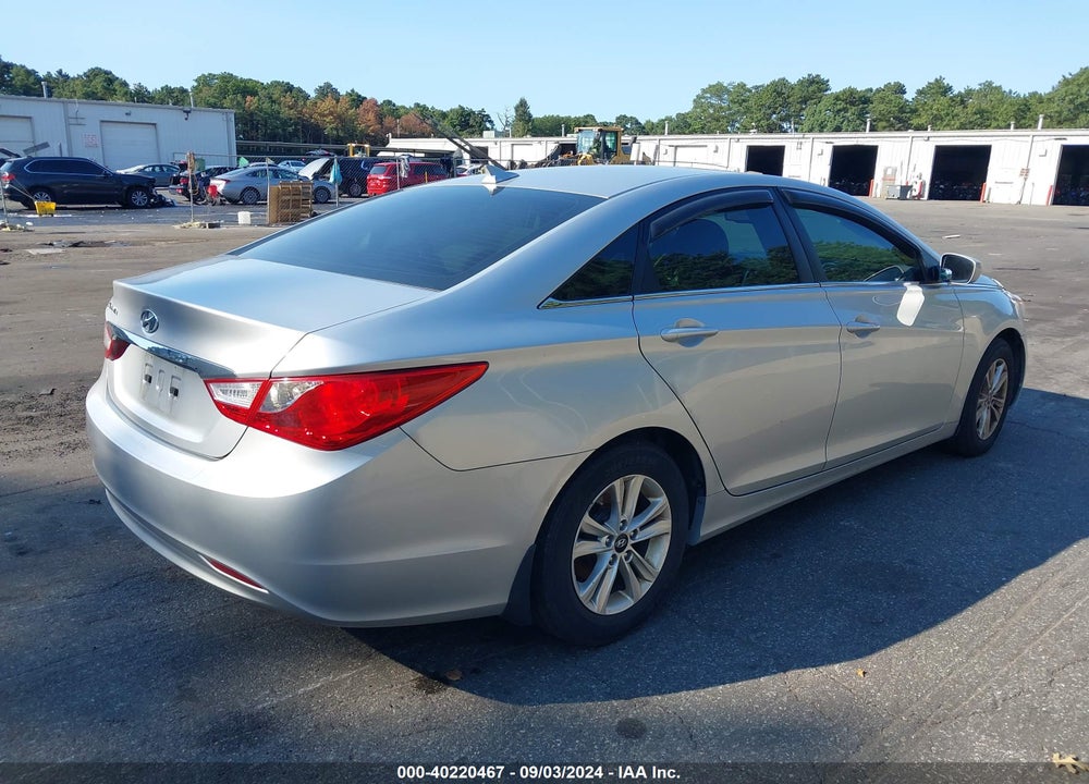 2013 HYUNDAI SONATA GLS VIN: 5NPEB4AC9DH790343