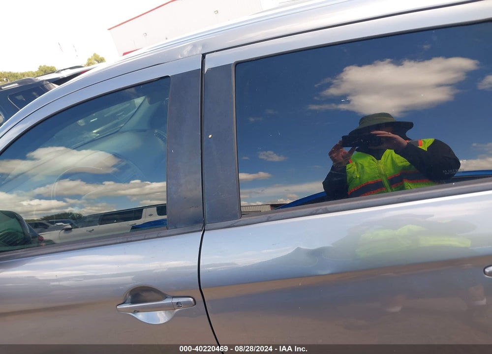 2013 MITSUBISHI OUTLANDER SPORT ES VIN: 4A4AP3AU9DE014810