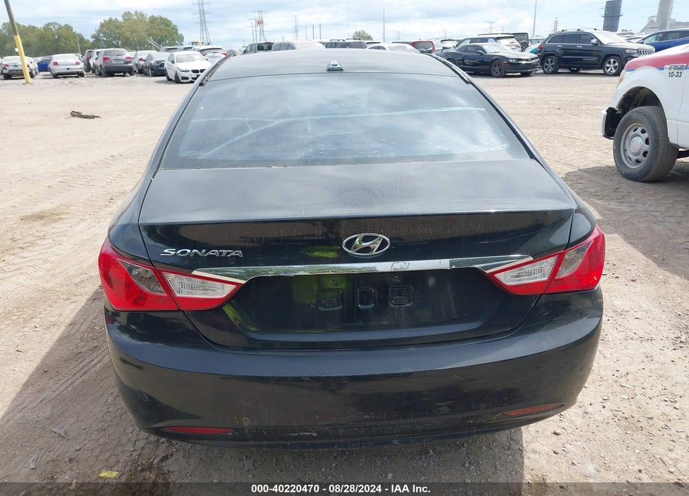 2013 HYUNDAI SONATA GLS VIN: 5NPEB4AC2DH643572