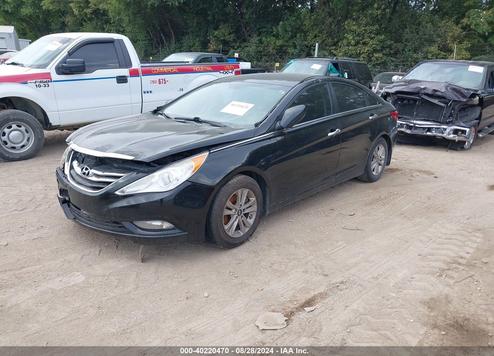 2013 HYUNDAI SONATA GLS VIN: 5NPEB4AC2DH643572