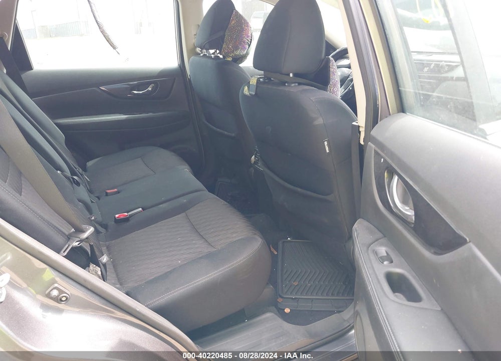 2018 NISSAN ROGUE S VIN: 5N1AT2MT3JC772399