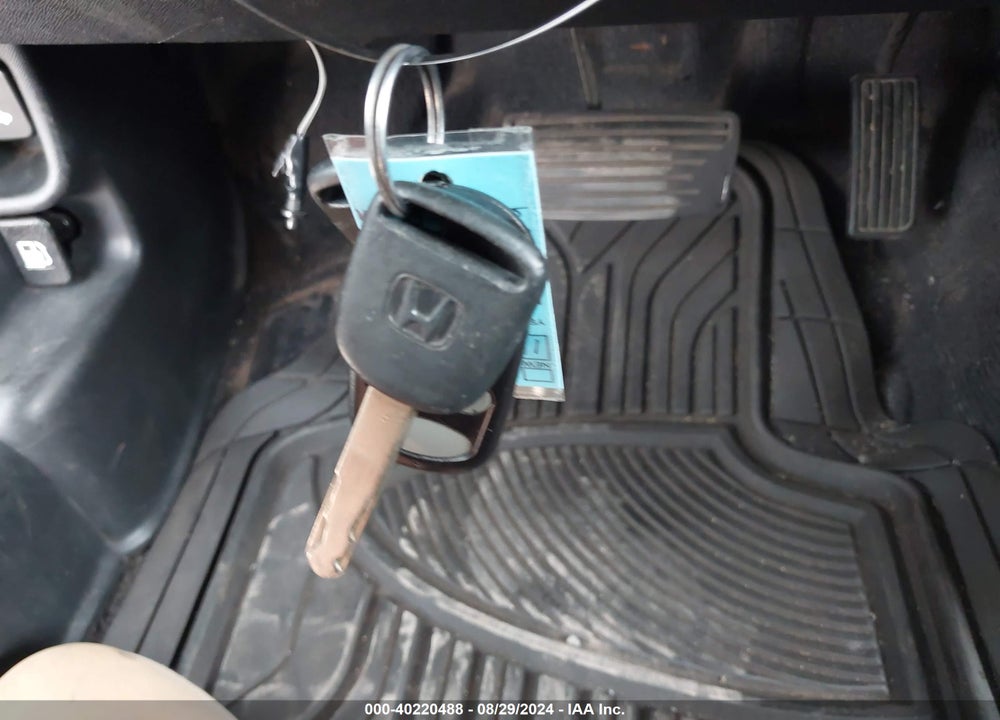 2002 HONDA CR-V EX VIN: SHSRD78892U000865
