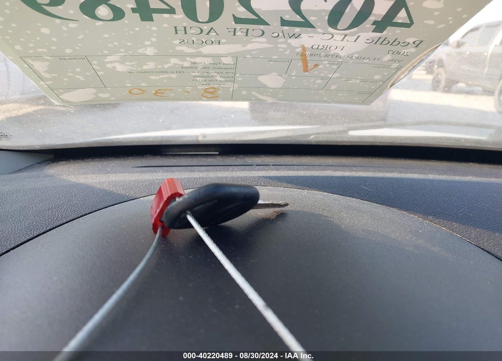 2007 FORD FOCUS VIN: 1FAHP34N47W298023