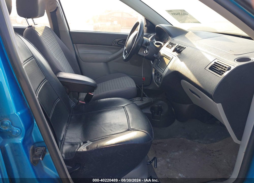 2007 FORD FOCUS VIN: 1FAHP34N47W298023