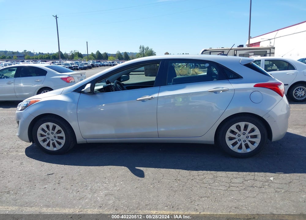 2016 HYUNDAI ELANTRA GT VIN: KMHD35LH7GU322687
