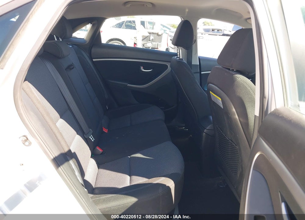 2016 HYUNDAI ELANTRA GT VIN: KMHD35LH7GU322687