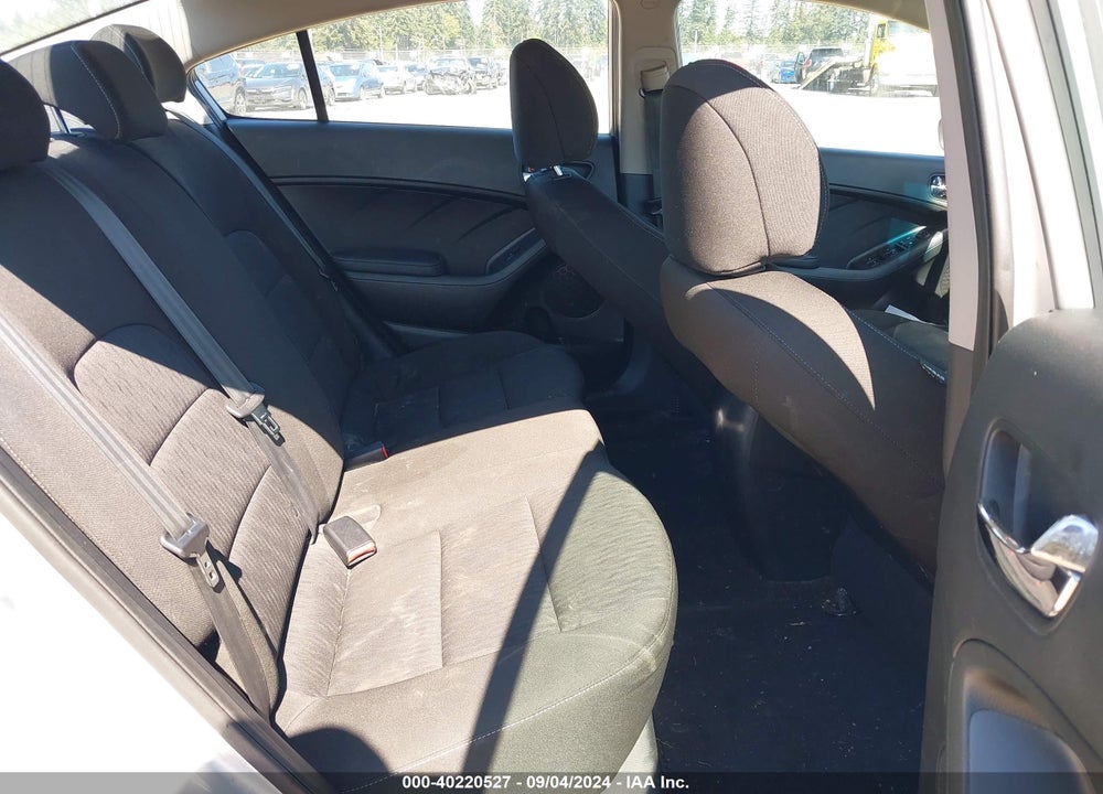 2016 KIA FORTE LX VIN: KNAFK4A65G5501054