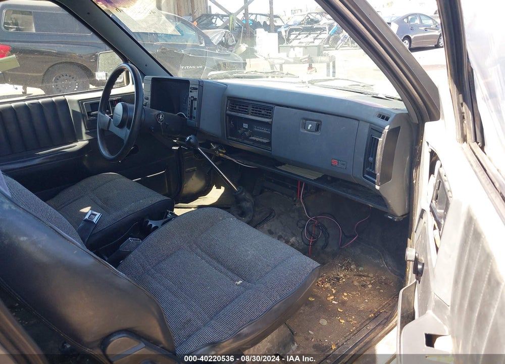 1986 CHEVROLET S TRUCK S10 VIN: 1GCCS14RXG2213879