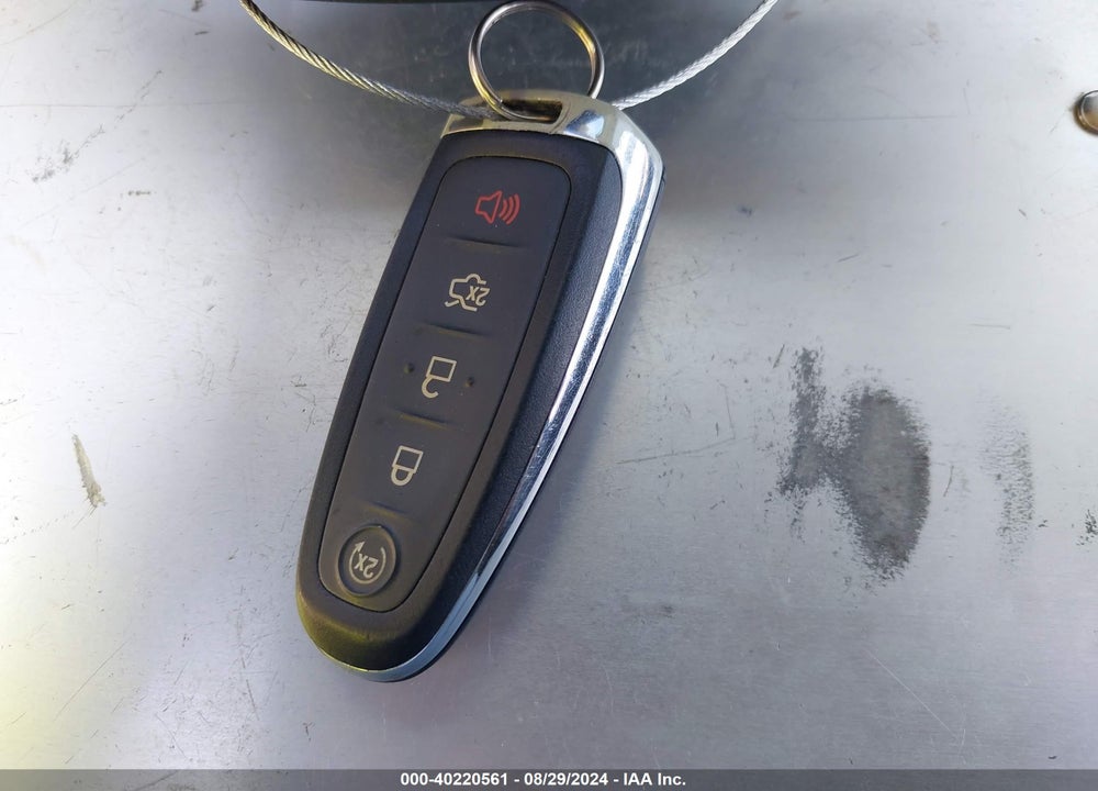 2015 FORD FOCUS TITANIUM VIN: 1FADP3N25FL314670