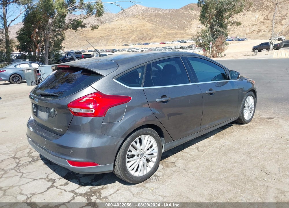 2015 FORD FOCUS TITANIUM VIN: 1FADP3N25FL314670