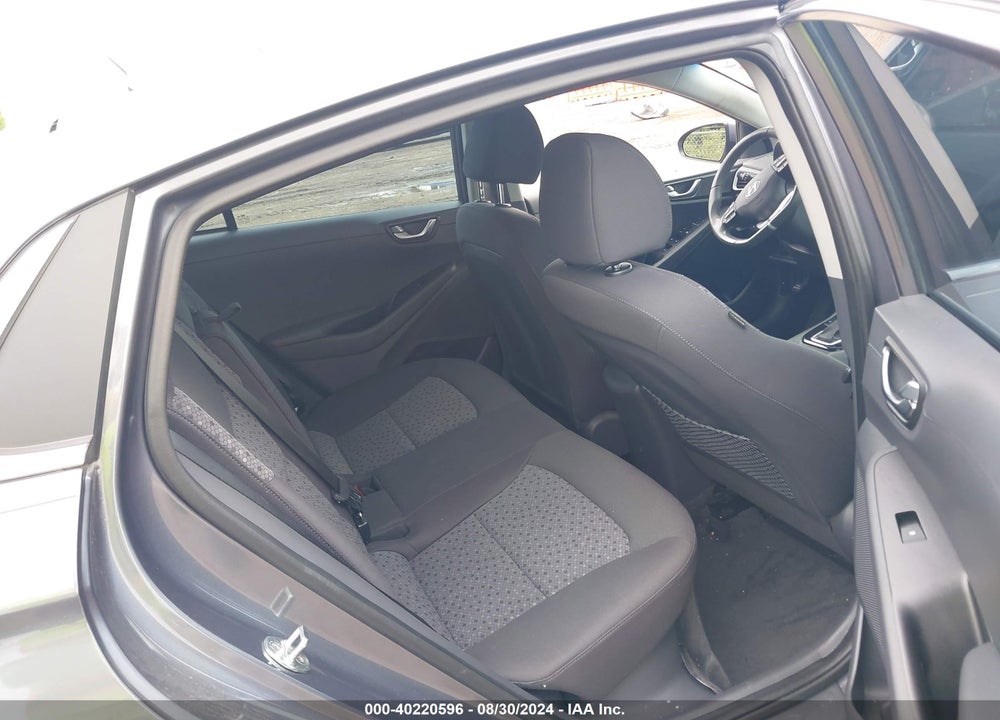2019 HYUNDAI IONIQ HYBRID SEL VIN: KMHC75LC7KU130778