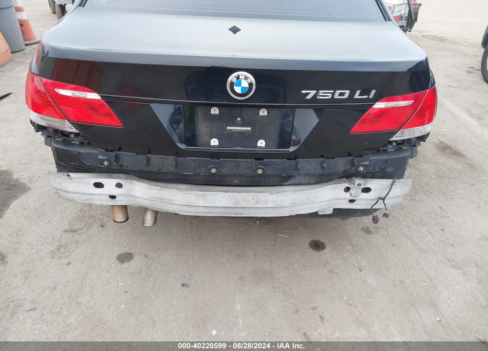 2007 BMW 750LI VIN: WBAHN83557DT76719