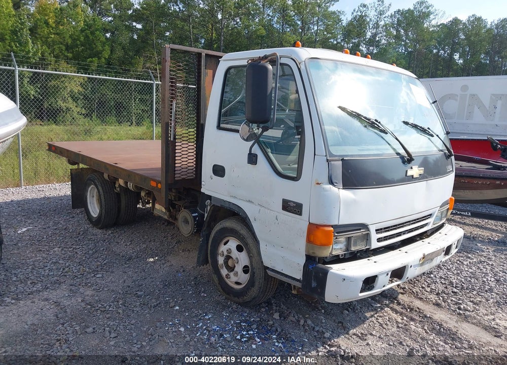 2001 CHEVROLET W4S042 14,500 GVWR VIN: J8BC4B15617013472