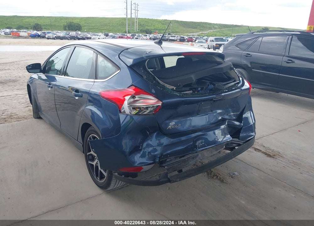 2018 FORD FOCUS TITANIUM VIN: 1FADP3N25JL323717