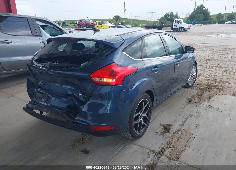 2018 FORD FOCUS TITANIUM VIN: 1FADP3N25JL323717