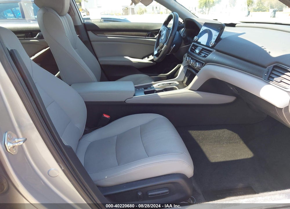 2020 HONDA ACCORD HYBRID TOURING VIN: 1HGCV3F9XLA005745