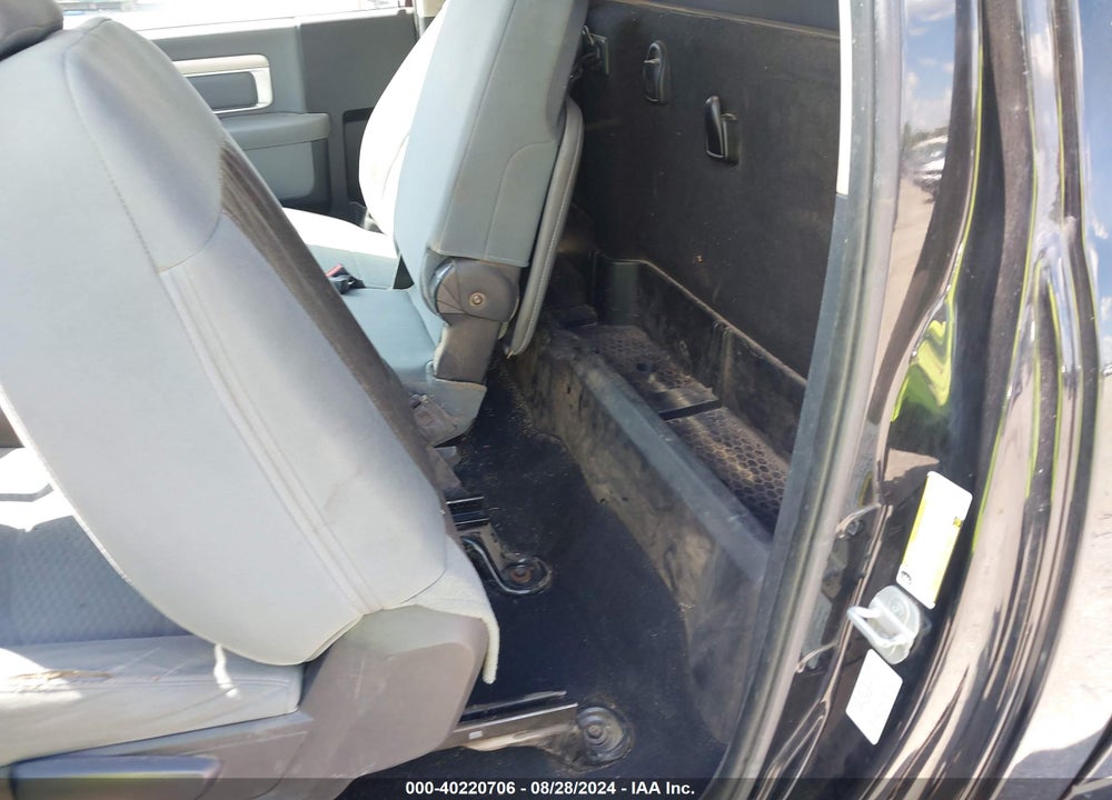 2014 RAM 1500 TRADESMAN VIN: 3C6JR6DT4EG215019