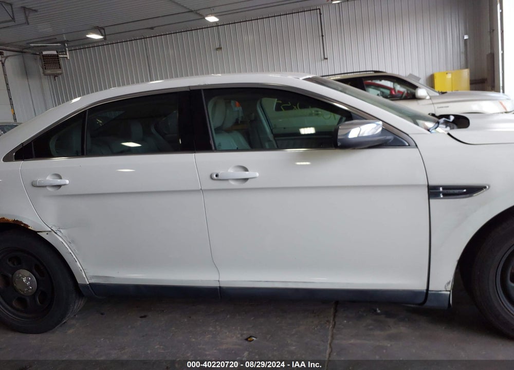 2010 FORD TAURUS LIMITED VIN: 1FAHP2FW7AG165497