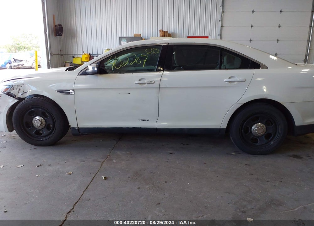 2010 FORD TAURUS LIMITED VIN: 1FAHP2FW7AG165497