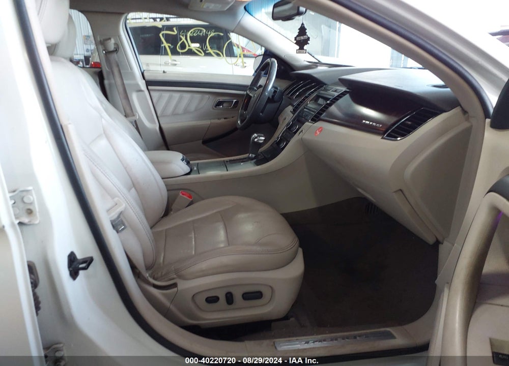 2010 FORD TAURUS LIMITED VIN: 1FAHP2FW7AG165497