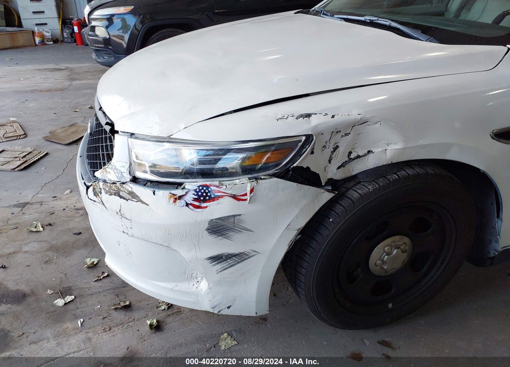 2010 FORD TAURUS LIMITED VIN: 1FAHP2FW7AG165497