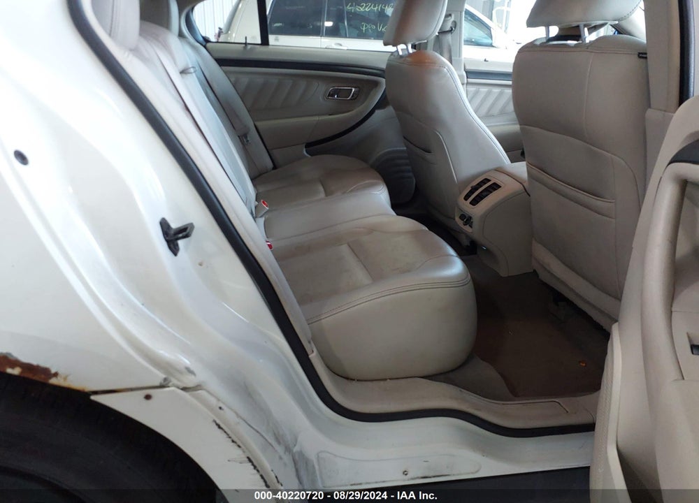 2010 FORD TAURUS LIMITED VIN: 1FAHP2FW7AG165497