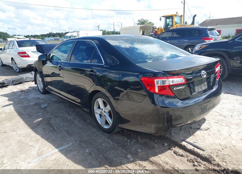 2012 TOYOTA CAMRY SE VIN: 4T1BF1FKXCU504182
