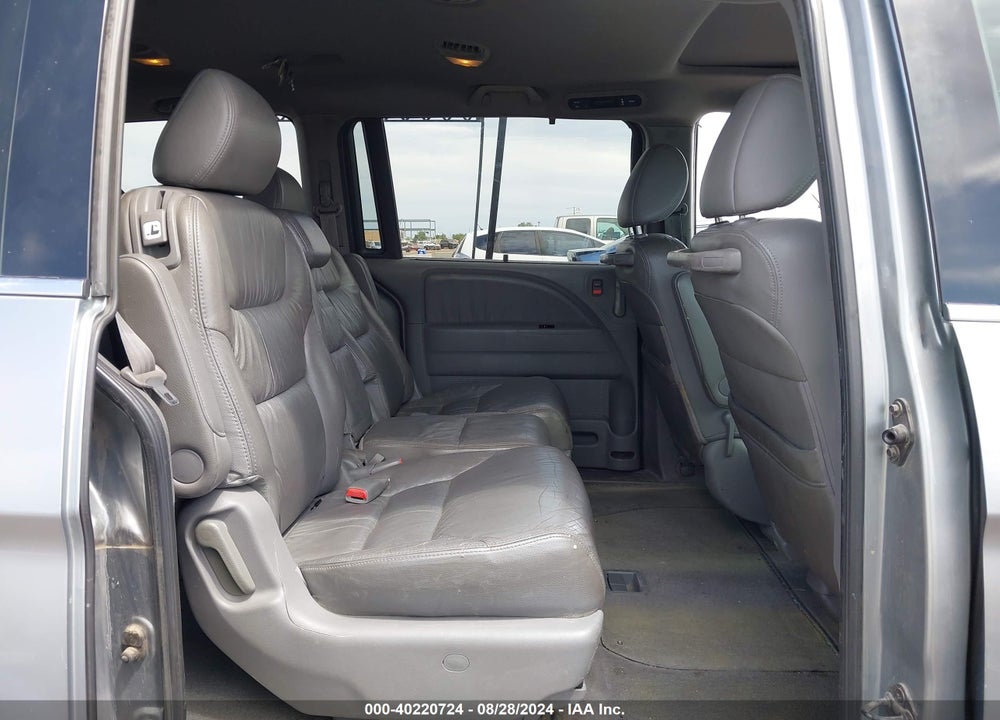 2010 HONDA ODYSSEY EX-L VIN: 5FNRL3H63AB015572