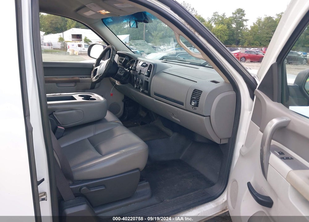 2011 GMC SIERRA 2500HD WORK TRUCK VIN: 1GT21ZCG8BZ227308