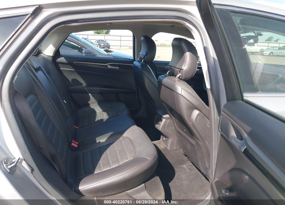 2014 FORD FUSION SE VIN: 1FA6P0HD5E5375041
