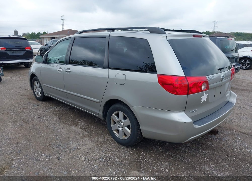 2008 TOYOTA SIENNA XLE VIN: 5TDZK22C88S165257