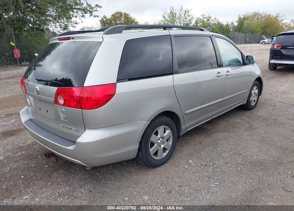 2008 TOYOTA SIENNA XLE VIN: 5TDZK22C88S165257