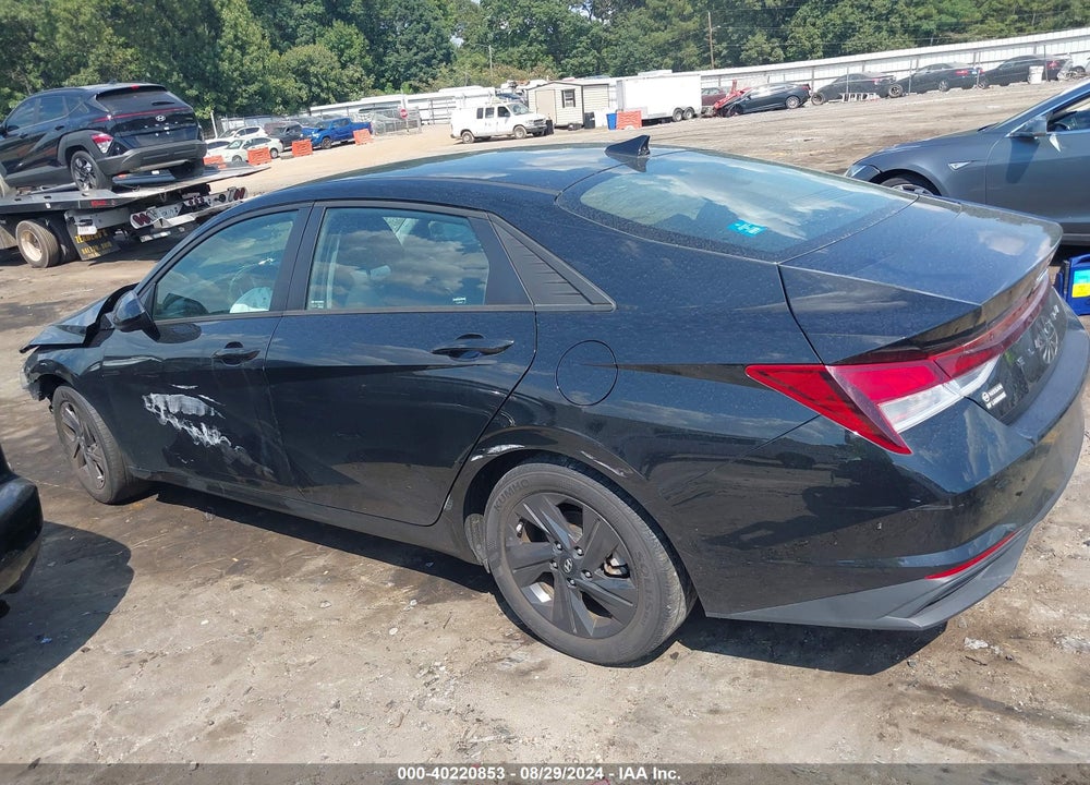 2021 HYUNDAI ELANTRA SEL VIN: 5NPLM4AG5MH018412