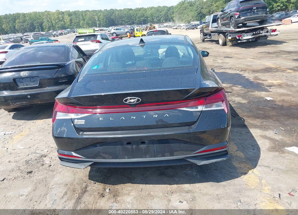 2021 HYUNDAI ELANTRA SEL VIN: 5NPLM4AG5MH018412