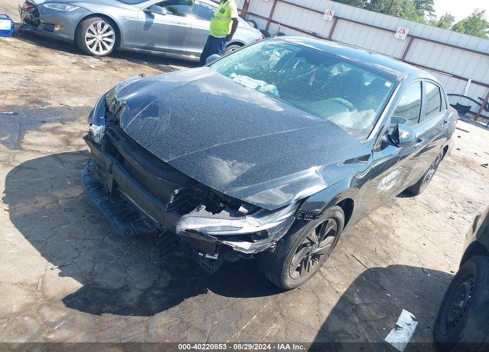 2021 HYUNDAI ELANTRA SEL VIN: 5NPLM4AG5MH018412