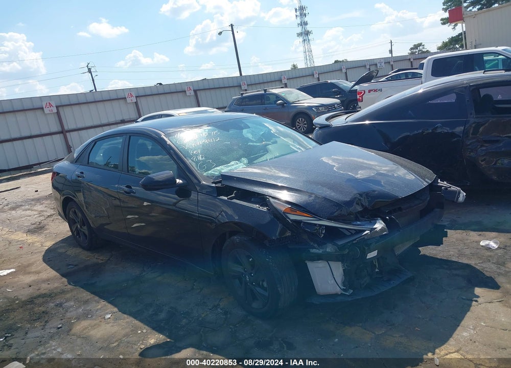 2021 HYUNDAI ELANTRA SEL VIN: 5NPLM4AG5MH018412