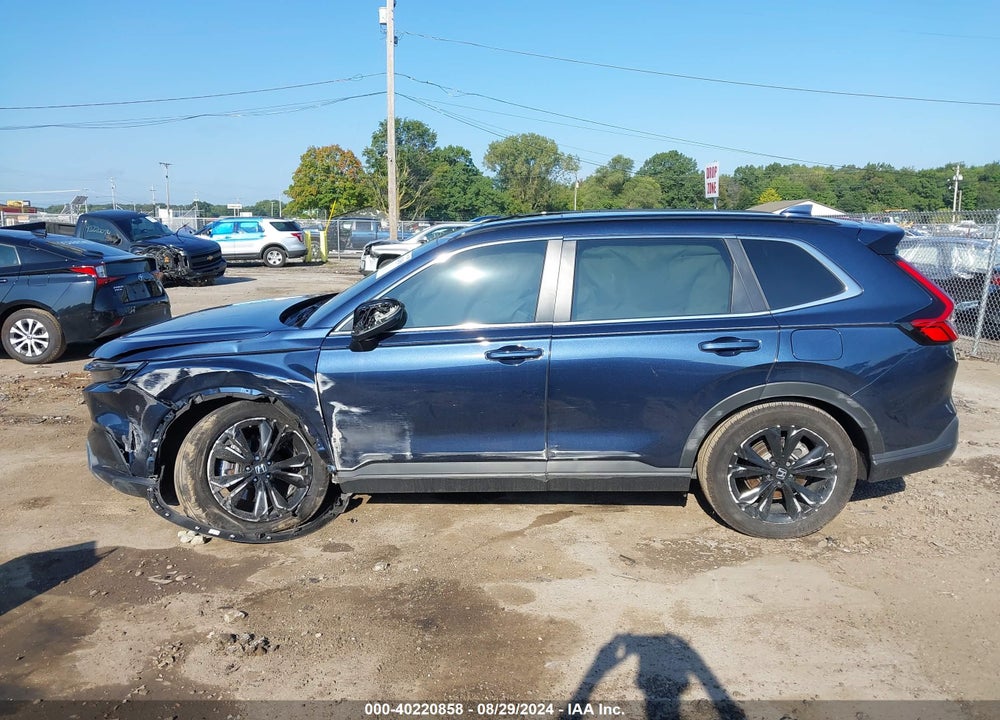 2023 HONDA CR-V HYBRID SPORT TOURING VIN: 7FARS6H9XPE006718
