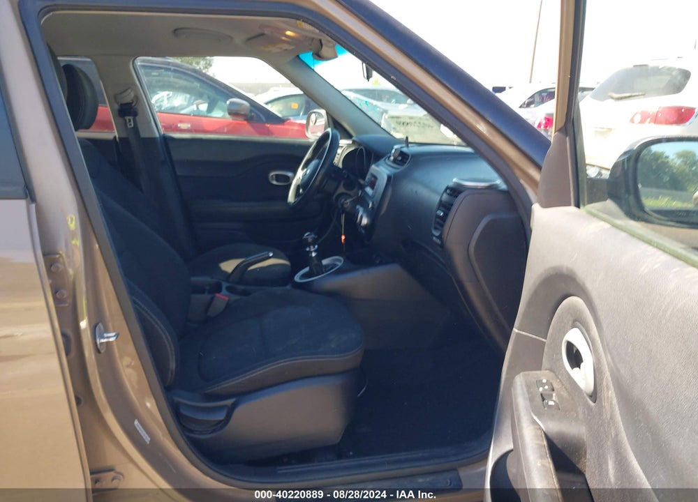 2014 KIA SOUL VIN: KNDJN2A25E7095039