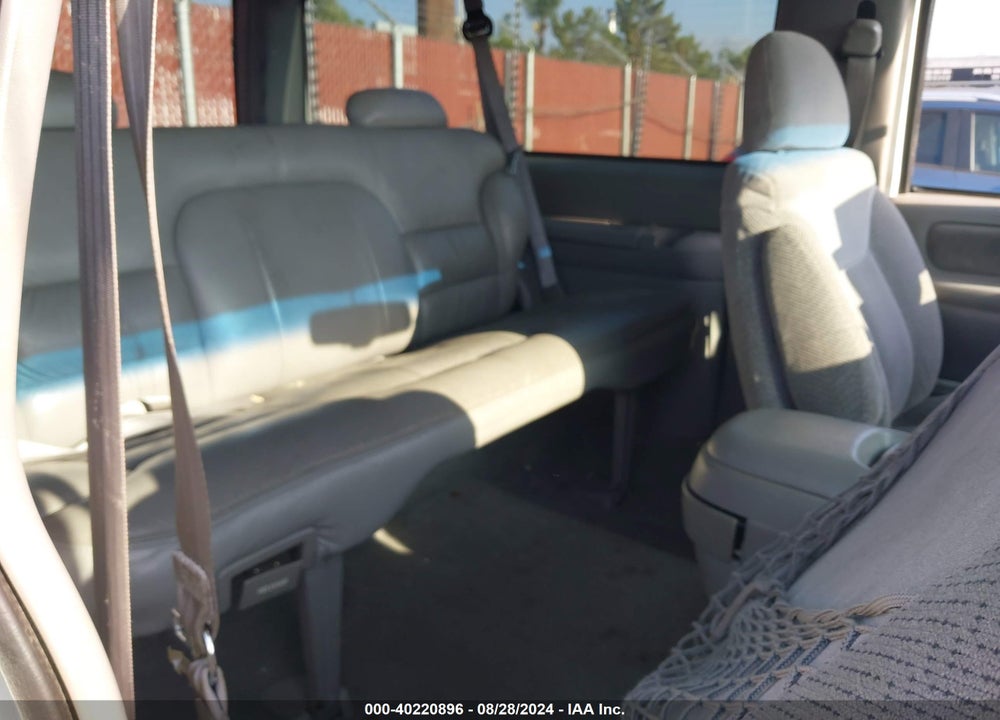 1996 CHEVROLET TAHOE K1500 VIN: 3GNEK18R8TG171725